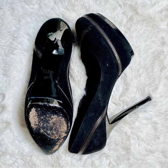 💥 PRICED TO GO! ❣️ GUCCI: Suede Zipper Heels - Picture 4 of 4